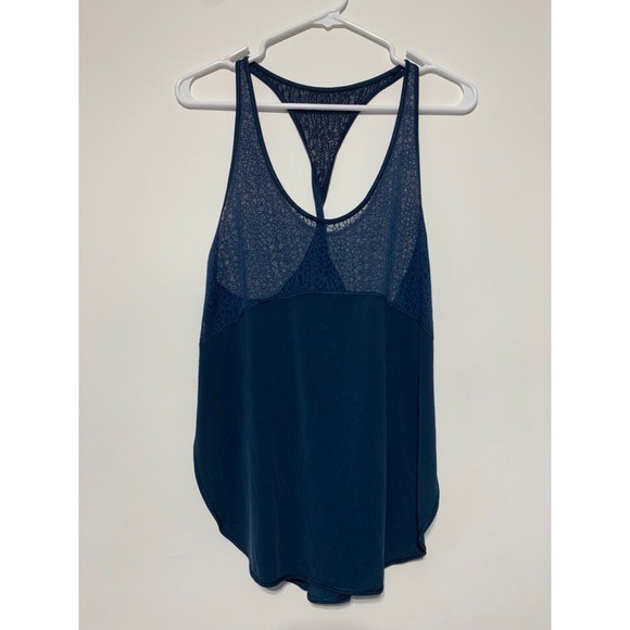 lululemon athletica Tops - Lululemon Women Blue Twist and Train Tank Top No Size Dot